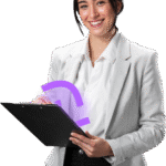 Mulher com um tablet utilizando a Argo